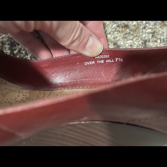 Kenneth Cole reaction red wedges size 7 1/2 - Picture 5 of 5